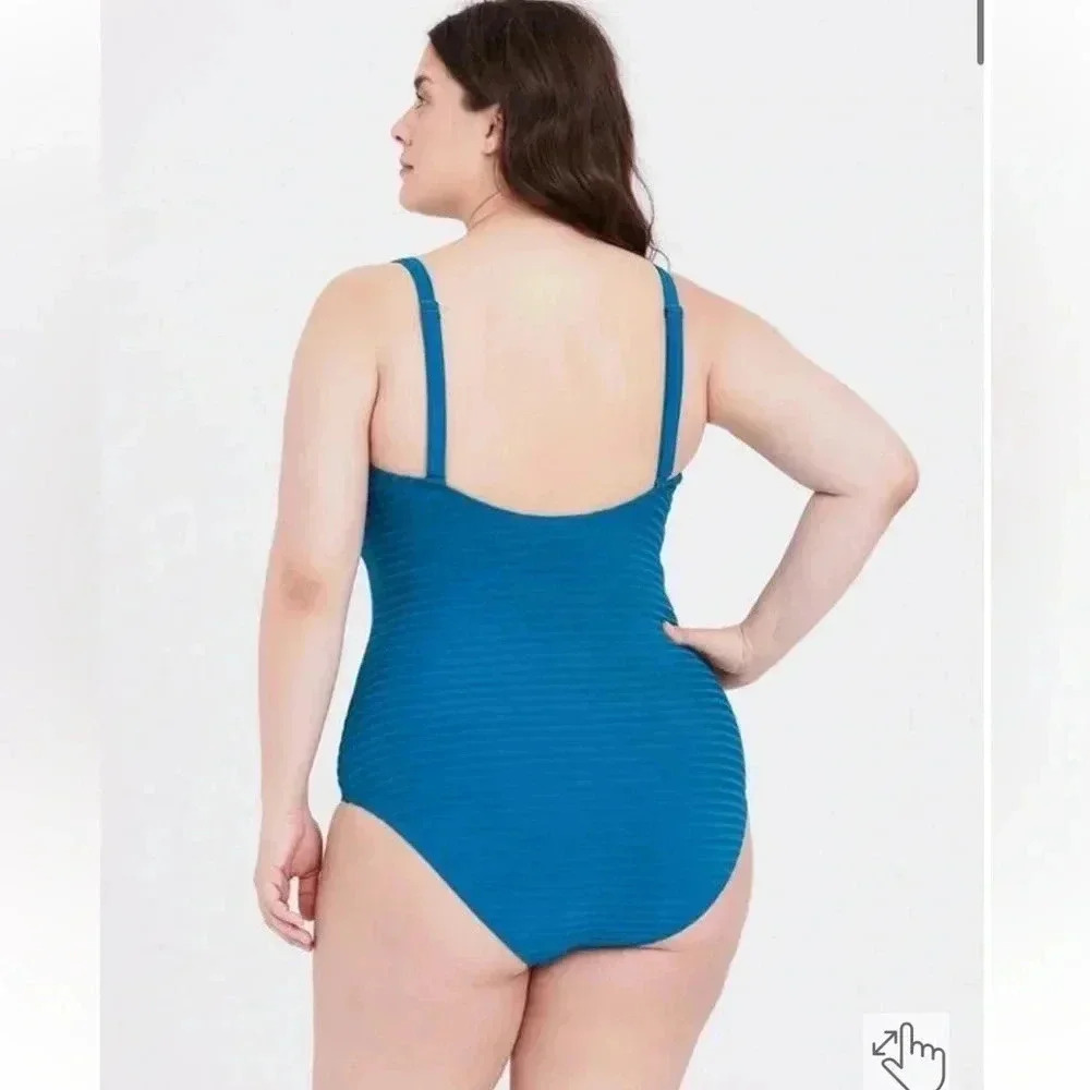 Torrid Womens Plus Size Blue Wireless Shadow Stripe One Piece Swimsuit 6X‎ - Picture 2 of 9